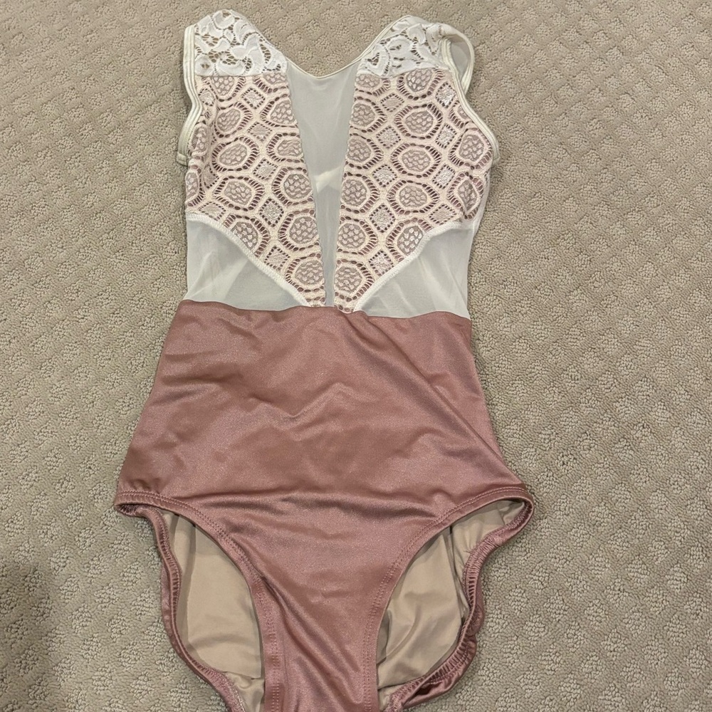 DANCE BUNDLE!! Mostly size adult medium- couple larges - Picture 10 of 12